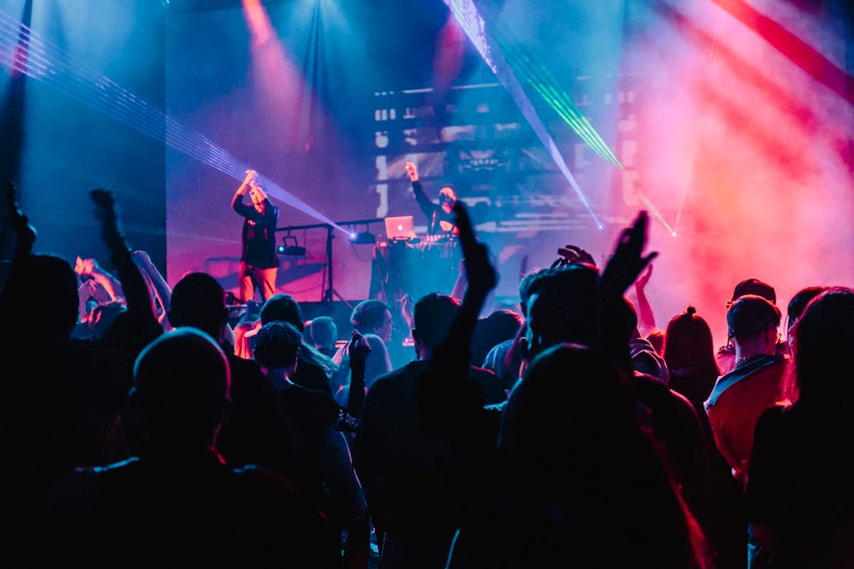 Stage lights and smoke